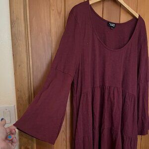 4x bell sleeve dress w pockets